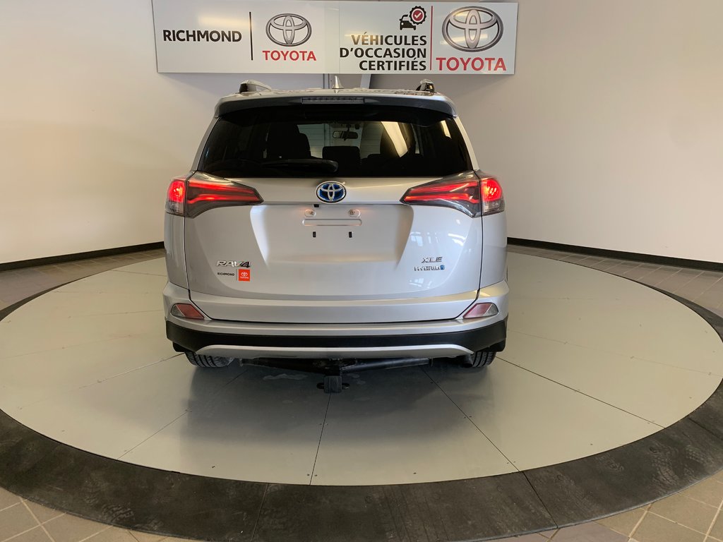 2016  RAV4 Hybrid LE+ in Richmond, Quebec - 7 - w1024h768px