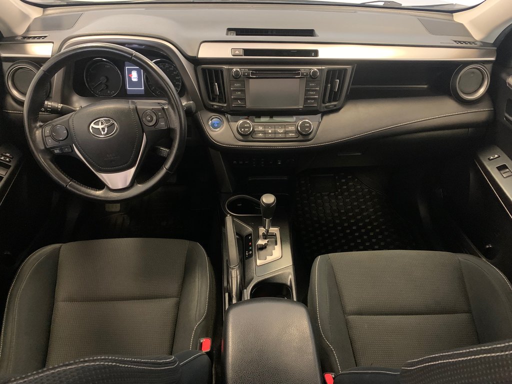 RAV4 Hybrid LE+ 2016 à Richmond, Québec - 15 - w1024h768px