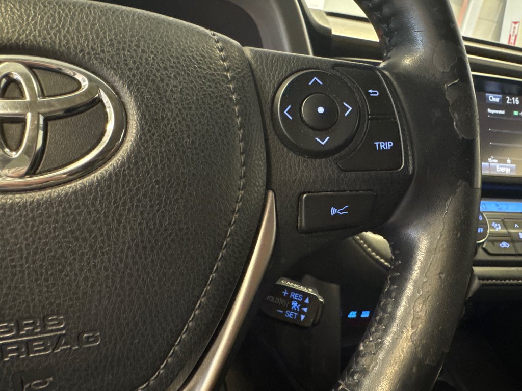 Toyota RAV4 Hybrid LIMITED *TRÈS BEAU VÉHICULE* 2016 à Richmond, Québec - 33 - w1024h768px