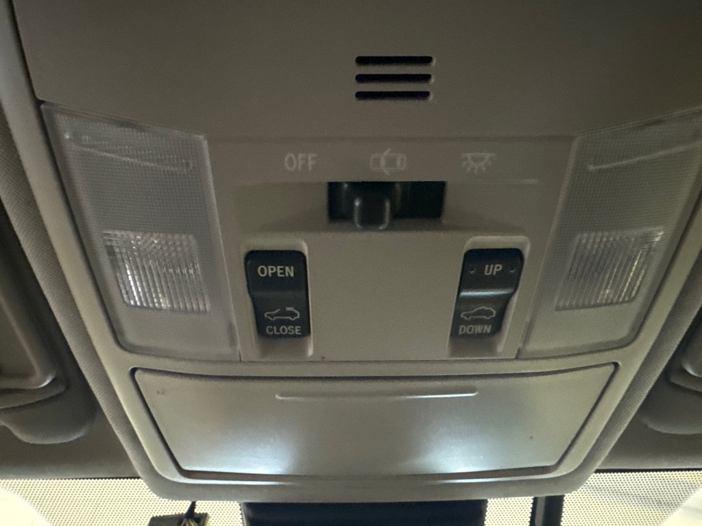 Toyota RAV4 Hybrid LIMITED *TRÈS BEAU VÉHICULE* 2016 à Richmond, Québec - 36 - w1024h768px