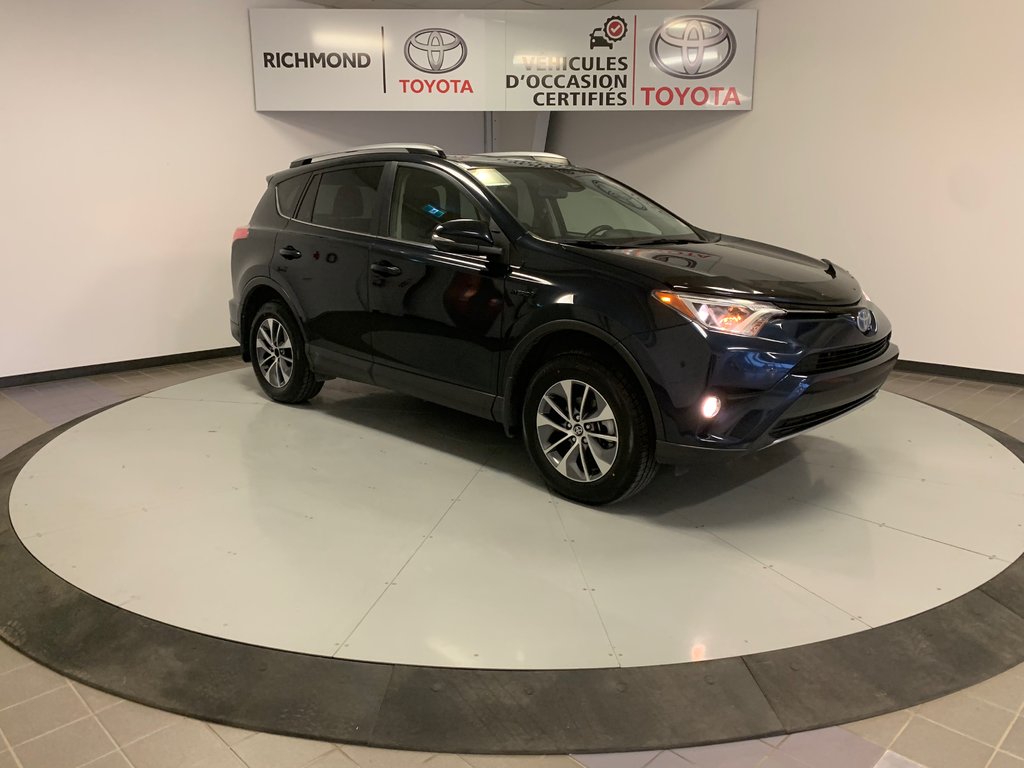 RAV4 Hybrid LE+ 2017 à Richmond, Québec - 17 - w1024h768px