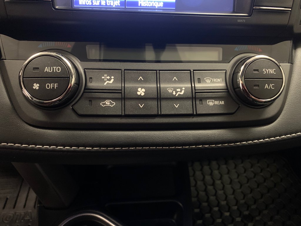 RAV4 Hybrid LE+ 2017 à Richmond, Québec - 33 - w1024h768px