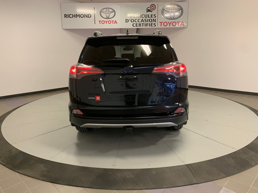 RAV4 Hybrid LE+ 2017 à Richmond, Québec - 9 - w1024h768px