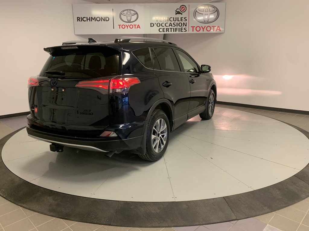 RAV4 Hybrid LE+ 2017 à Richmond, Québec - 10 - w1024h768px