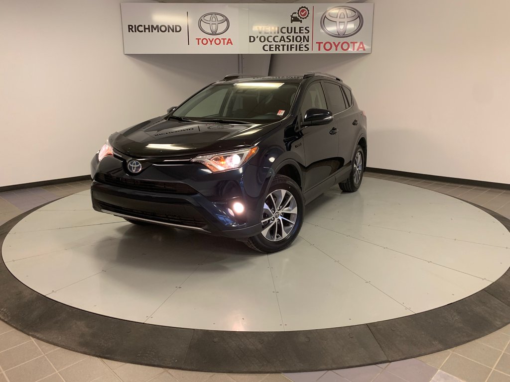 RAV4 Hybrid LE+ 2017 à Richmond, Québec - 1 - w1024h768px