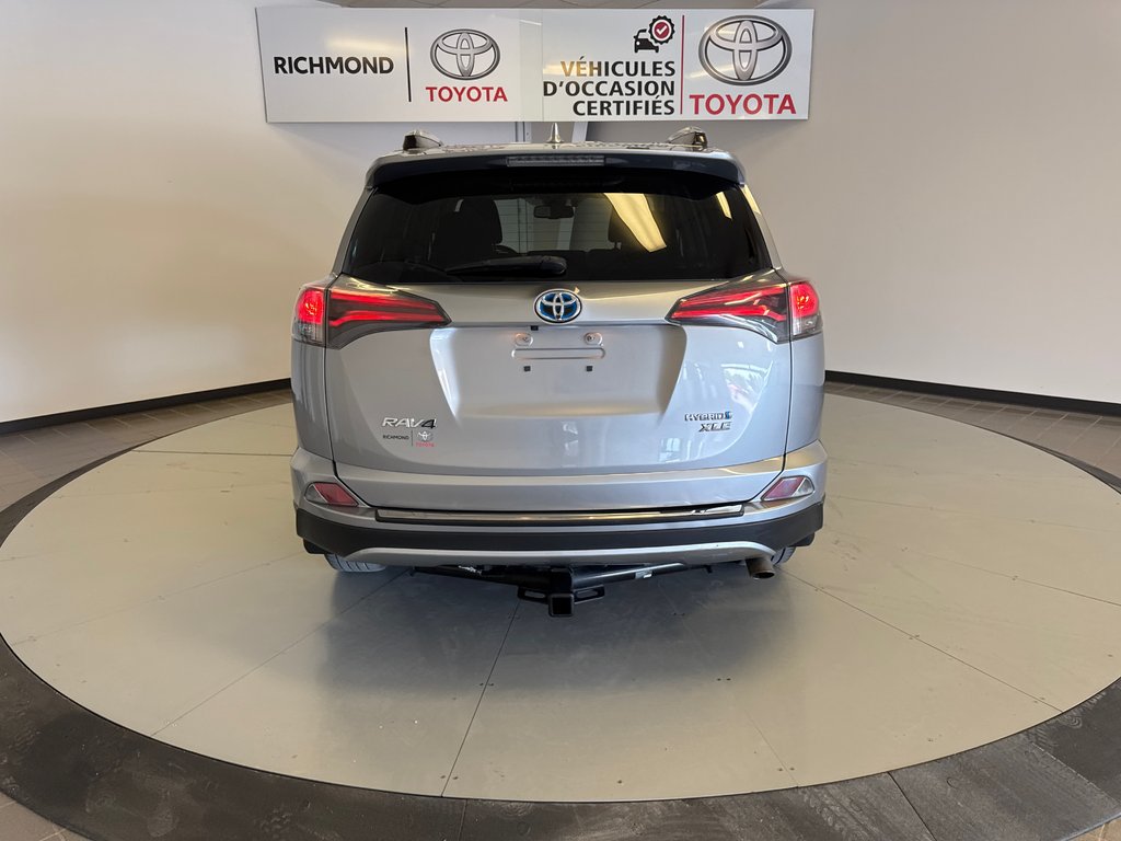 Toyota RAV4 Hybrid XLE AWD 2017 à Richmond, Québec - 7 - w1024h768px