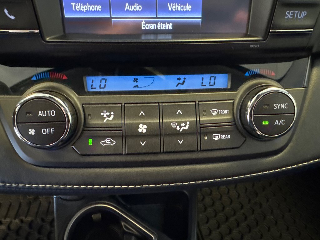 Toyota RAV4 Hybrid XLE AWD 2017 à Richmond, Québec - 27 - w1024h768px