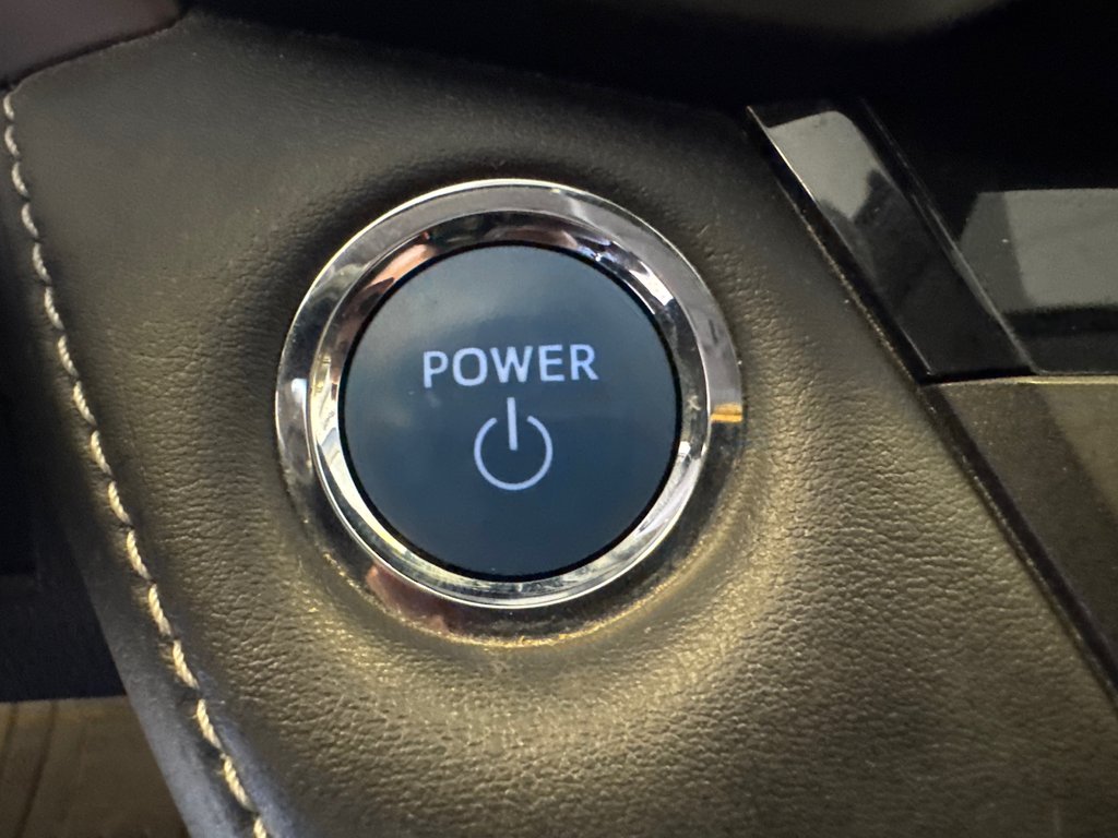 Toyota RAV4 Hybrid XLE AWD 2017 à Richmond, Québec - 29 - w1024h768px