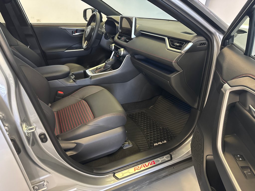 2025 Toyota RAV4 Plug-In Hybrid XSE AWD *RABAIS DÉMO* in Richmond, Quebec - 21 - w1024h768px