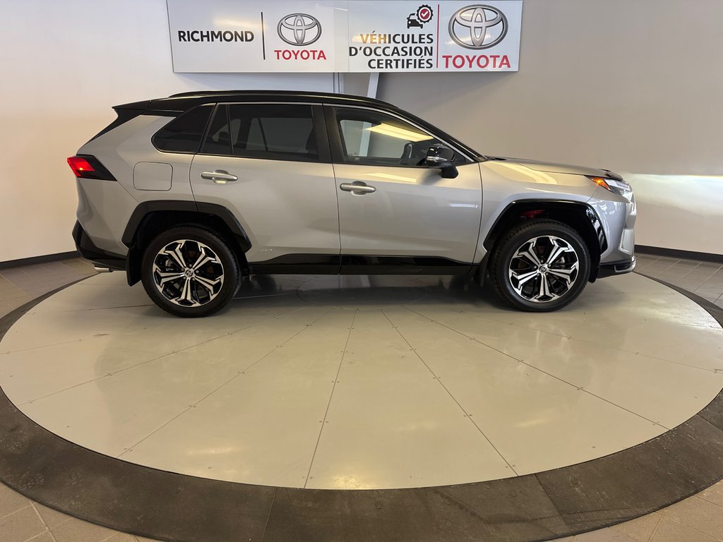 2025 Toyota RAV4 Plug-In Hybrid XSE AWD *RABAIS DÉMO* in Richmond, Quebec - 11 - w1024h768px
