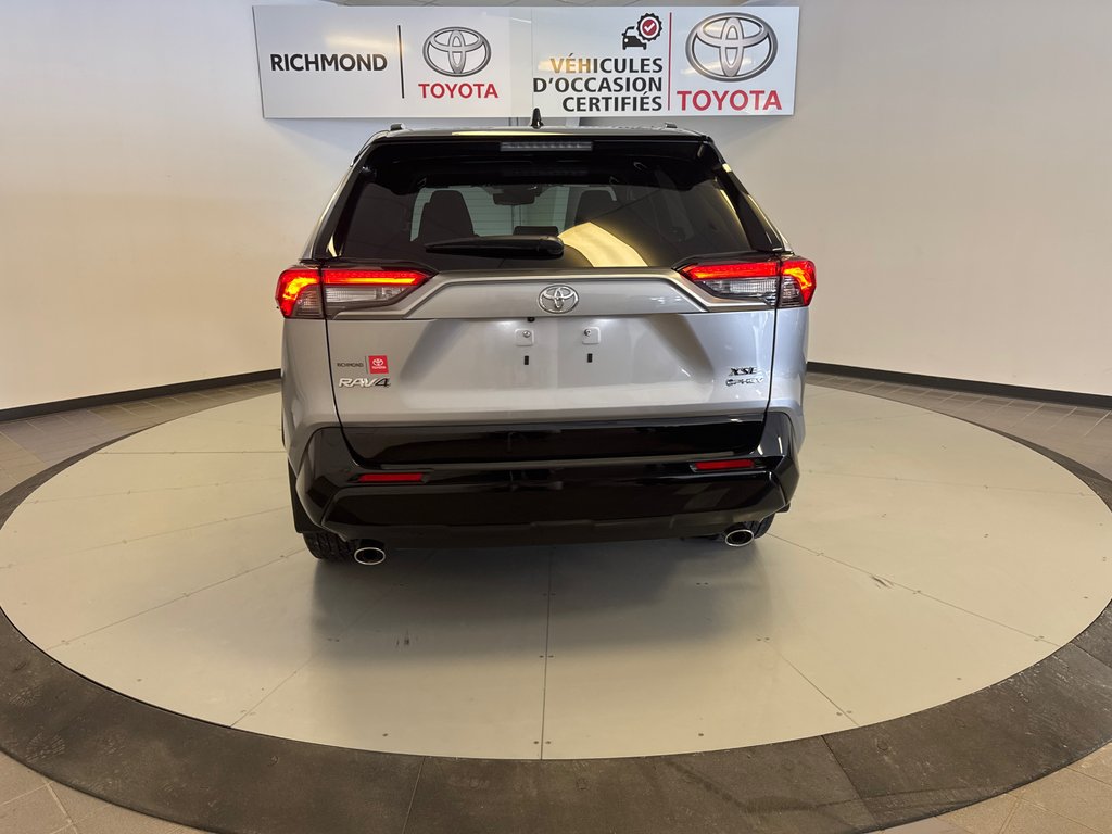 2025 Toyota RAV4 Plug-In Hybrid XSE AWD *RABAIS DÉMO* in Richmond, Quebec - 8 - w1024h768px