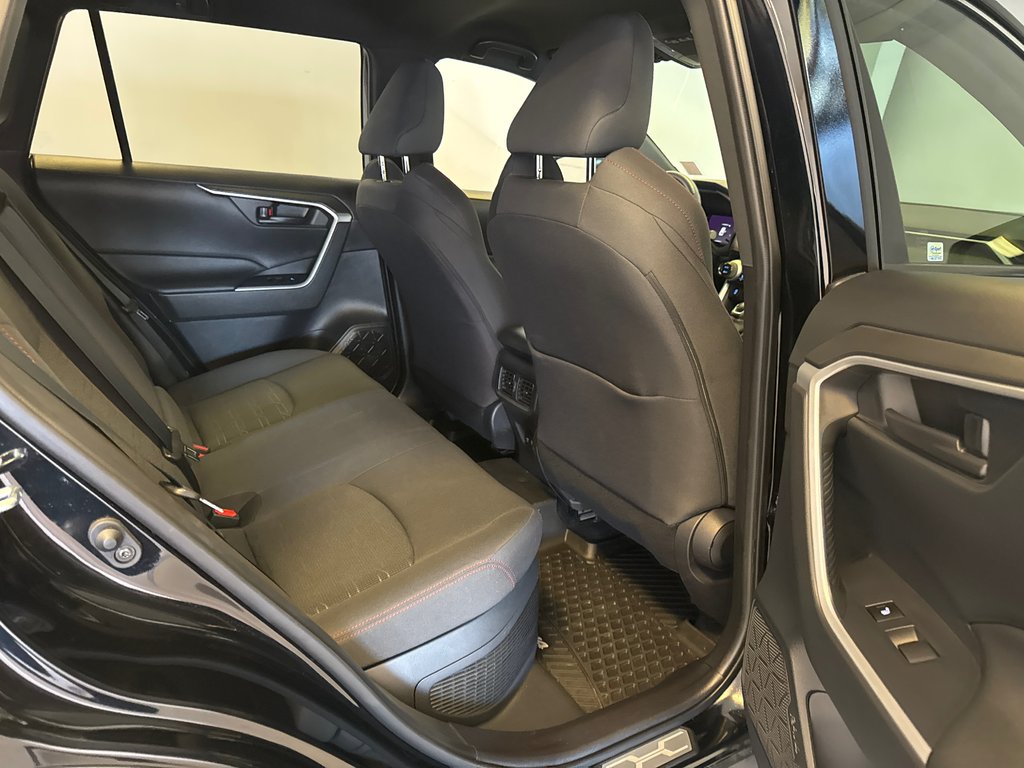 Toyota RAV4 Prime SE AWD *TRÈS BEAU VÉHICULE* 2021 à Richmond, Québec - 18 - w1024h768px