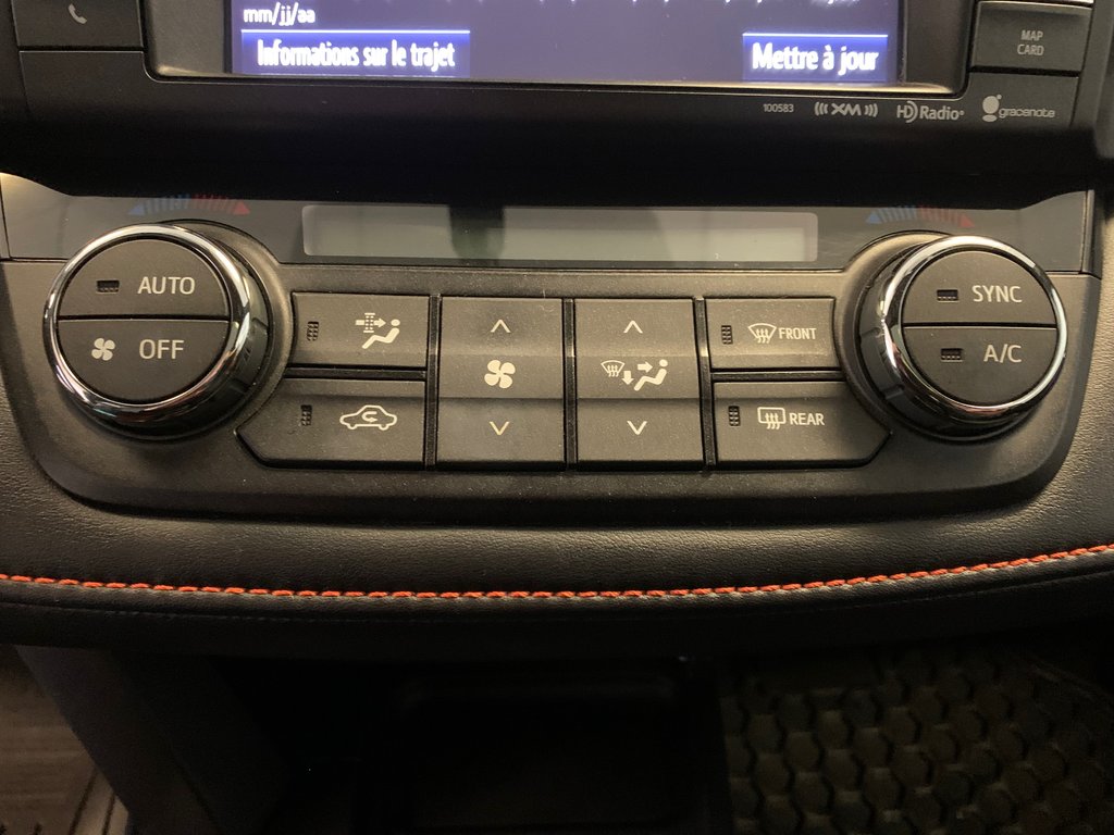 2016  RAV4 SE in Richmond, Quebec - 28 - w1024h768px