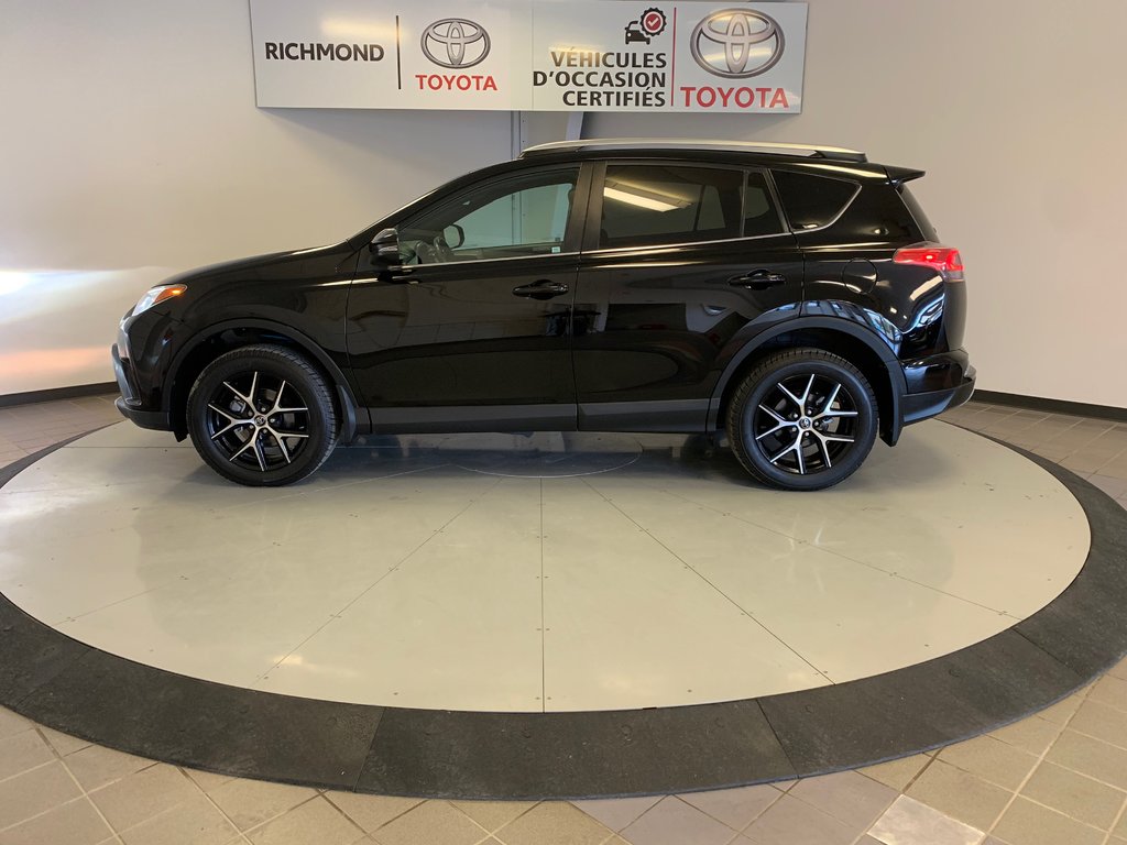 2016  RAV4 SE in Richmond, Quebec - 4 - w1024h768px