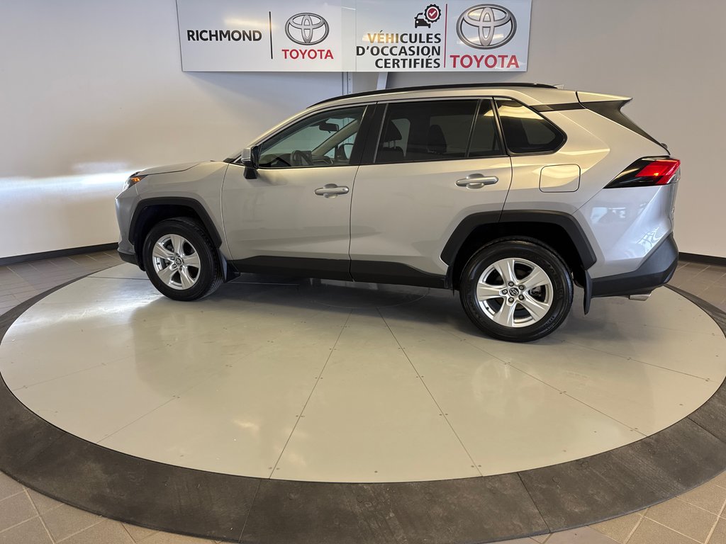 2019 Toyota RAV4 LE AWD *BAS KILOMÉTRAGE* in Richmond, Quebec - 5 - w1024h768px