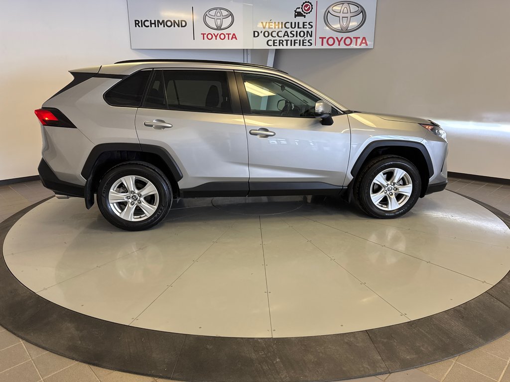 2019 Toyota RAV4 LE AWD *BAS KILOMÉTRAGE* in Richmond, Quebec - 11 - w1024h768px