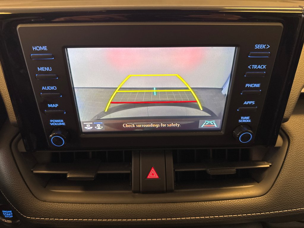 2020 Toyota RAV4 XLE FWD *TRÈS BEAU VÉHICULE* in Richmond, Quebec - 25 - w1024h768px