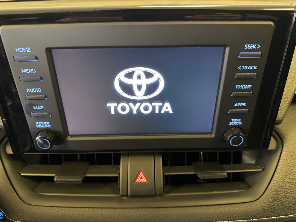 2020 Toyota RAV4 XLE FWD *TRÈS BEAU VÉHICULE* in Richmond, Quebec - 21 - w1024h768px