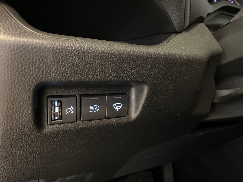 2021 Toyota RAV4 Hybrid LE *GARANTIE PROLONGÉE* in Richmond, Quebec - 31 - w1024h768px