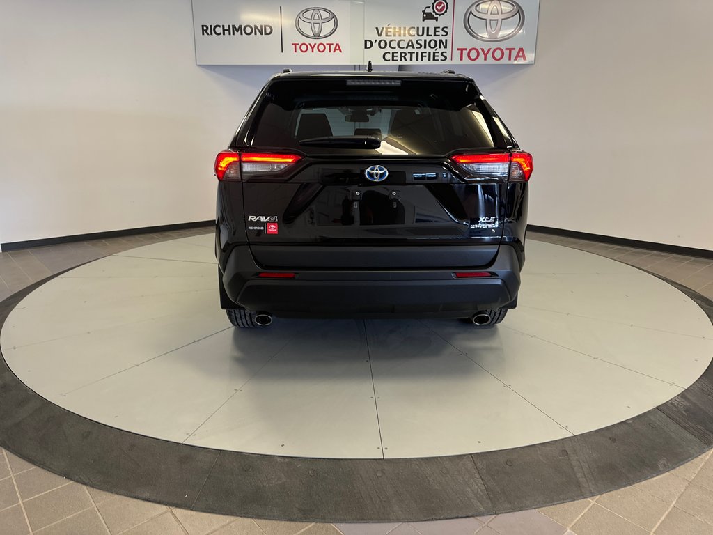 2021  RAV4 Hybrid XLE in Richmond, Quebec - 7 - w1024h768px