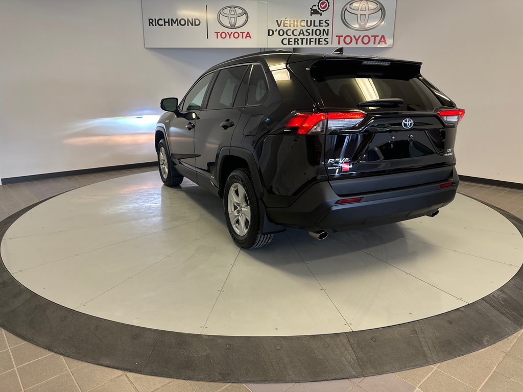 2021  RAV4 Hybrid XLE in Richmond, Quebec - 6 - w1024h768px