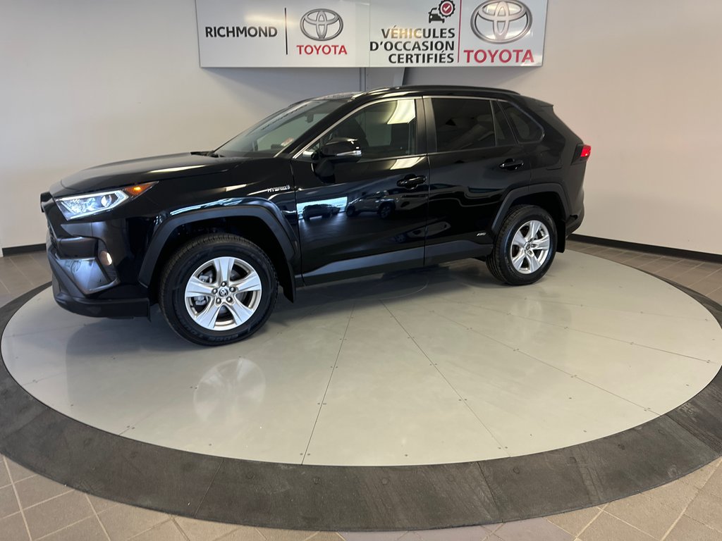 2021  RAV4 Hybrid XLE in Richmond, Quebec - 3 - w1024h768px