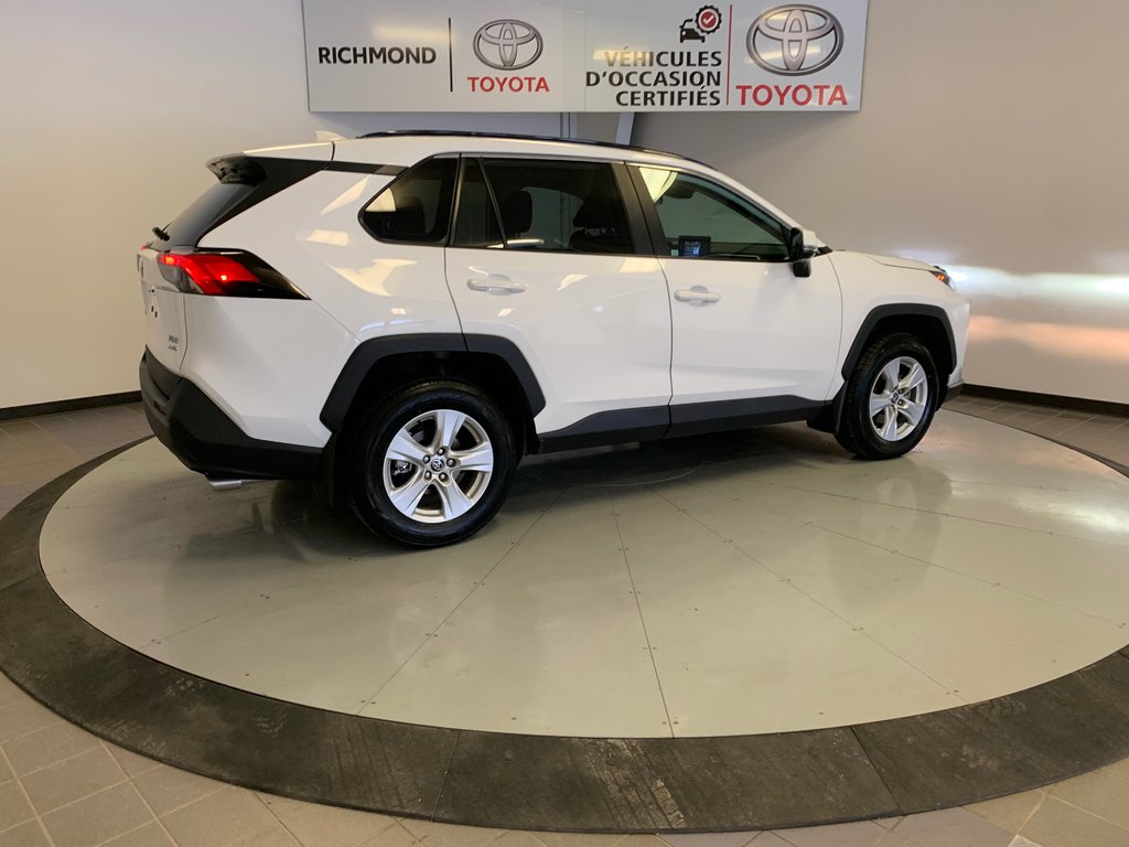 RAV4  2021 à Richmond, Québec - 12 - w1024h768px