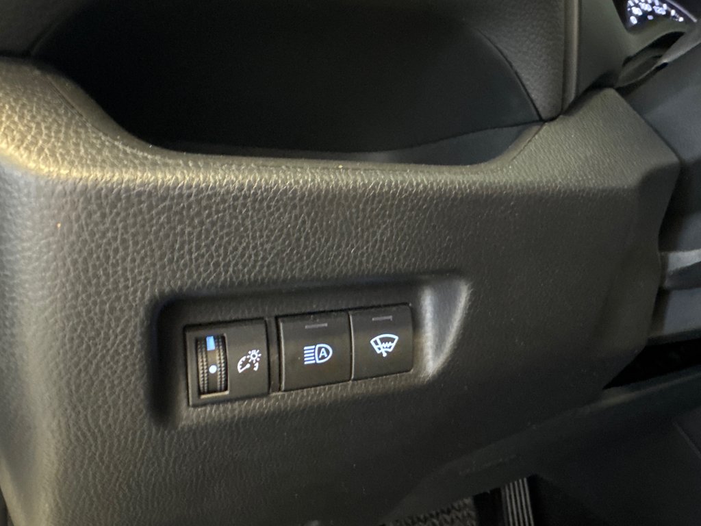 Toyota RAV4 LE AWD 2021 à Richmond, Québec - 29 - w1024h768px