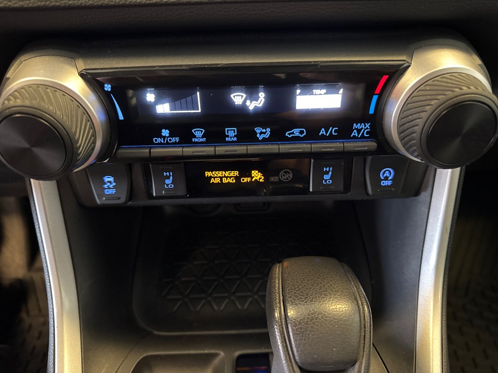 Toyota RAV4 LE AWD 2021 à Richmond, Québec - 25 - w1024h768px