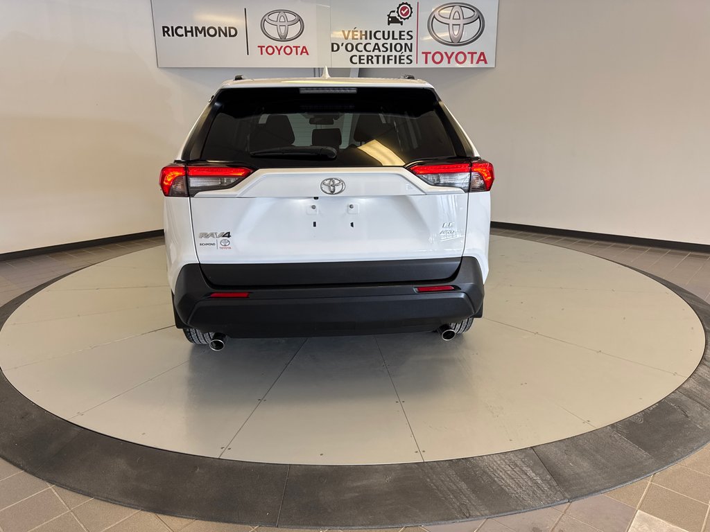 Toyota RAV4 LE AWD 2021 à Richmond, Québec - 7 - w1024h768px