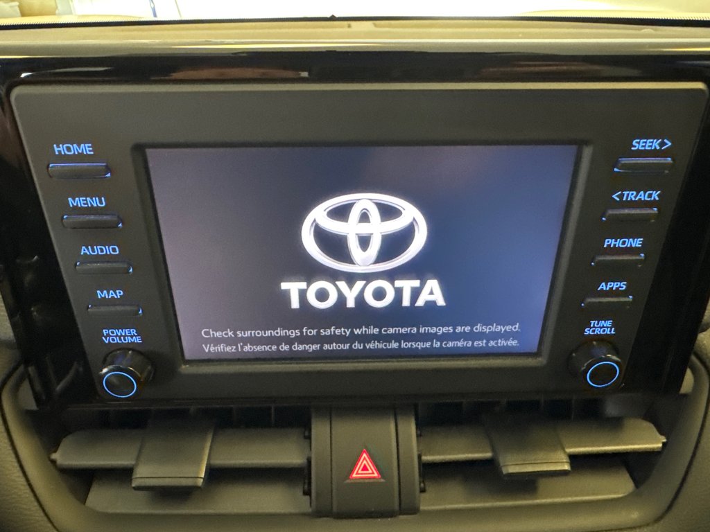 Toyota RAV4 LE AWD 2021 à Richmond, Québec - 20 - w1024h768px
