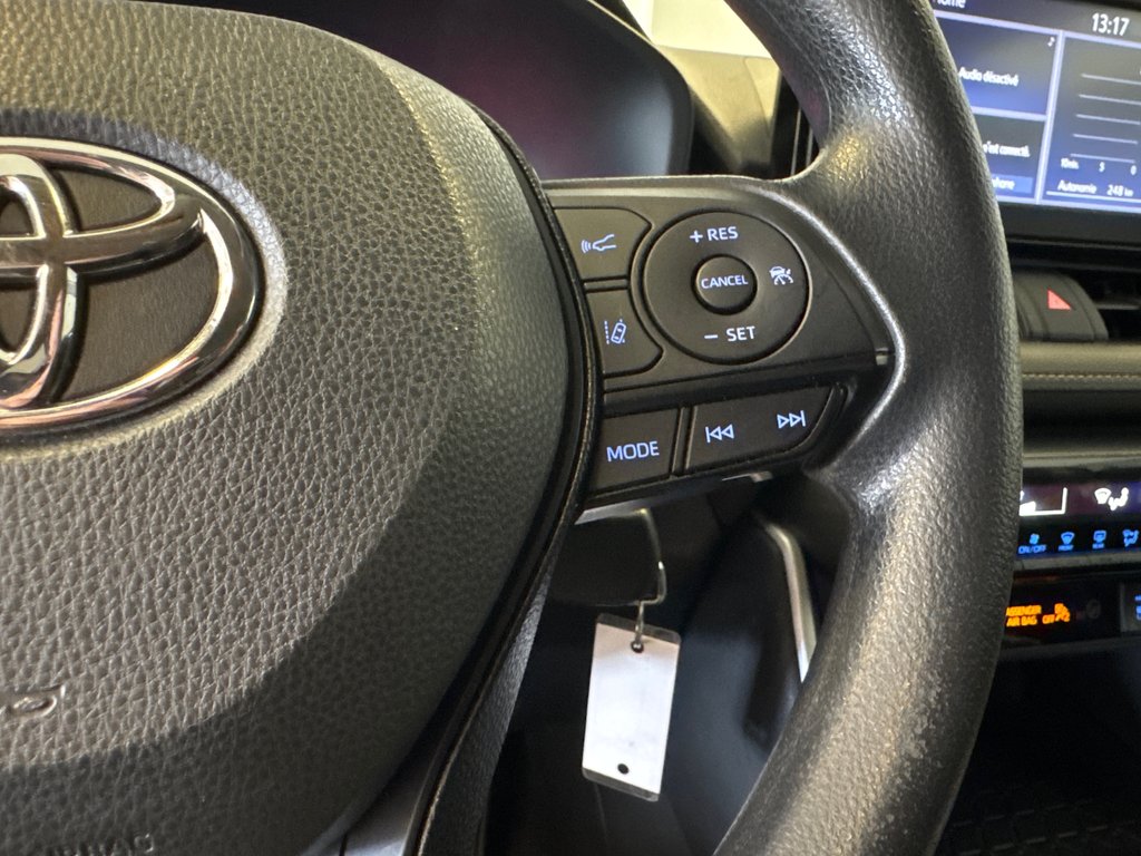 Toyota RAV4 LE AWD 2021 à Richmond, Québec - 28 - w1024h768px