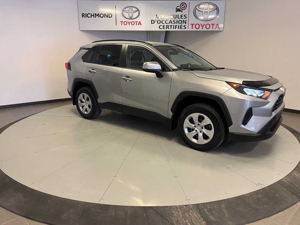 Toyota RAV4 LE FWD *TRÈS BEAU VÉHICULE* 2021 à Richmond, Québec - 11 - w1024h768px