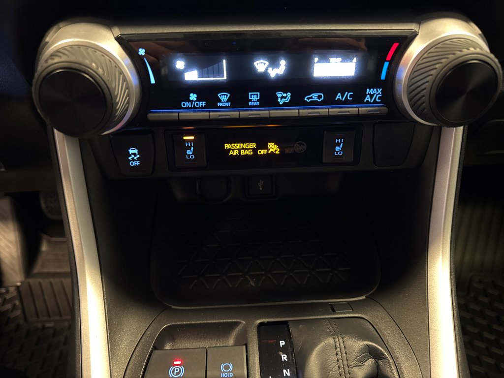 Toyota RAV4 LE FWD *TRÈS BEAU VÉHICULE* 2021 à Richmond, Québec - 25 - w1024h768px