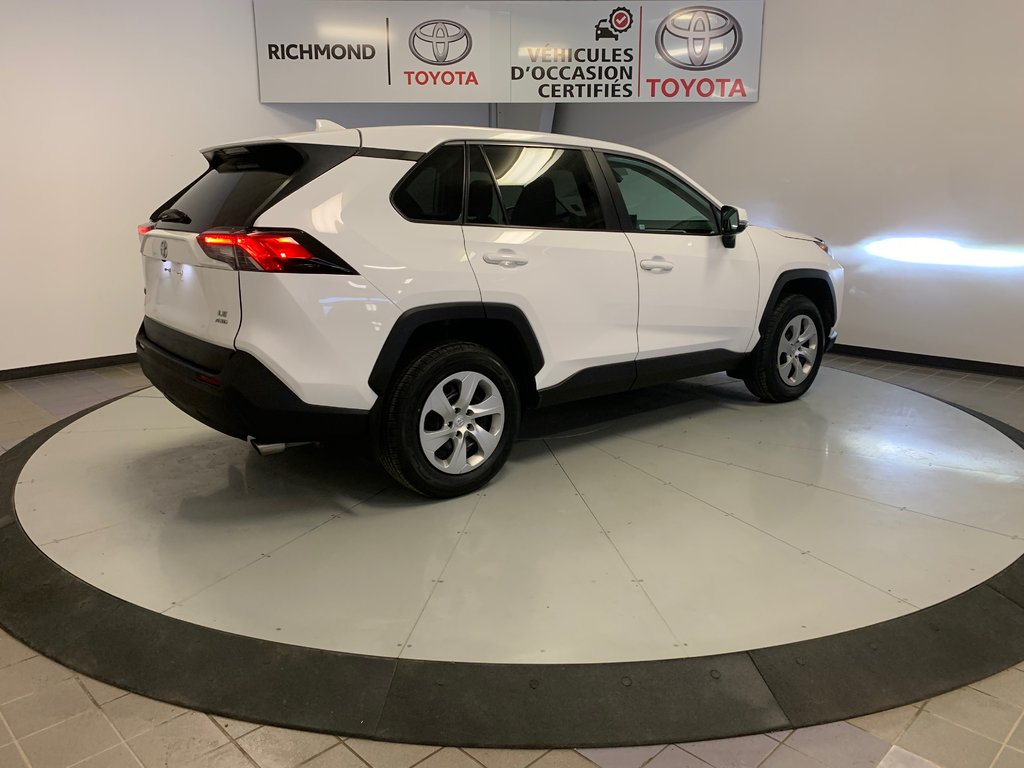 RAV4 LE 2022 à Richmond, Québec - 13 - w1024h768px