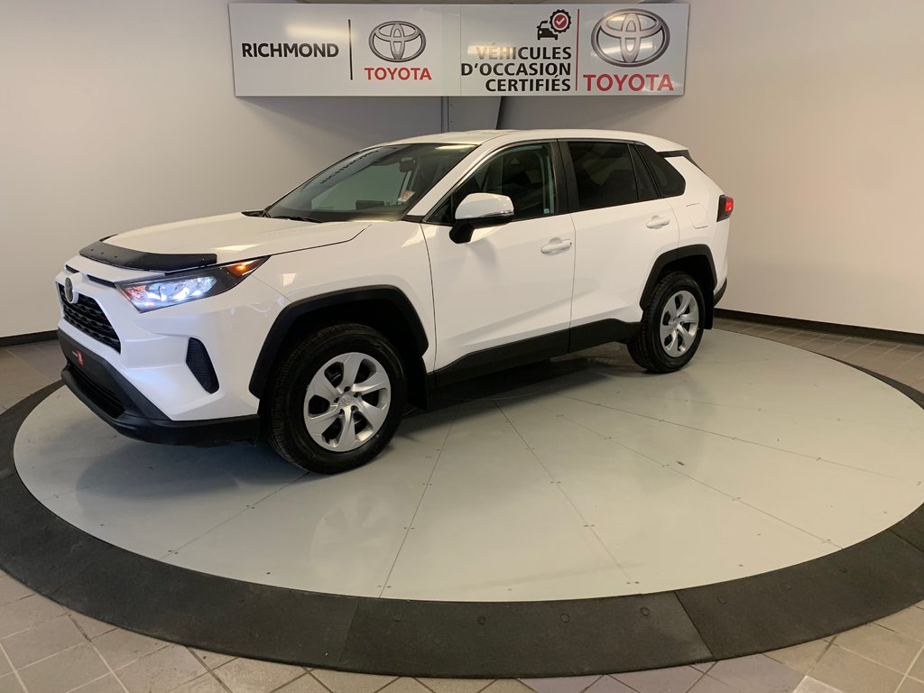 RAV4 LE 2022 à Richmond, Québec - 3 - w1024h768px