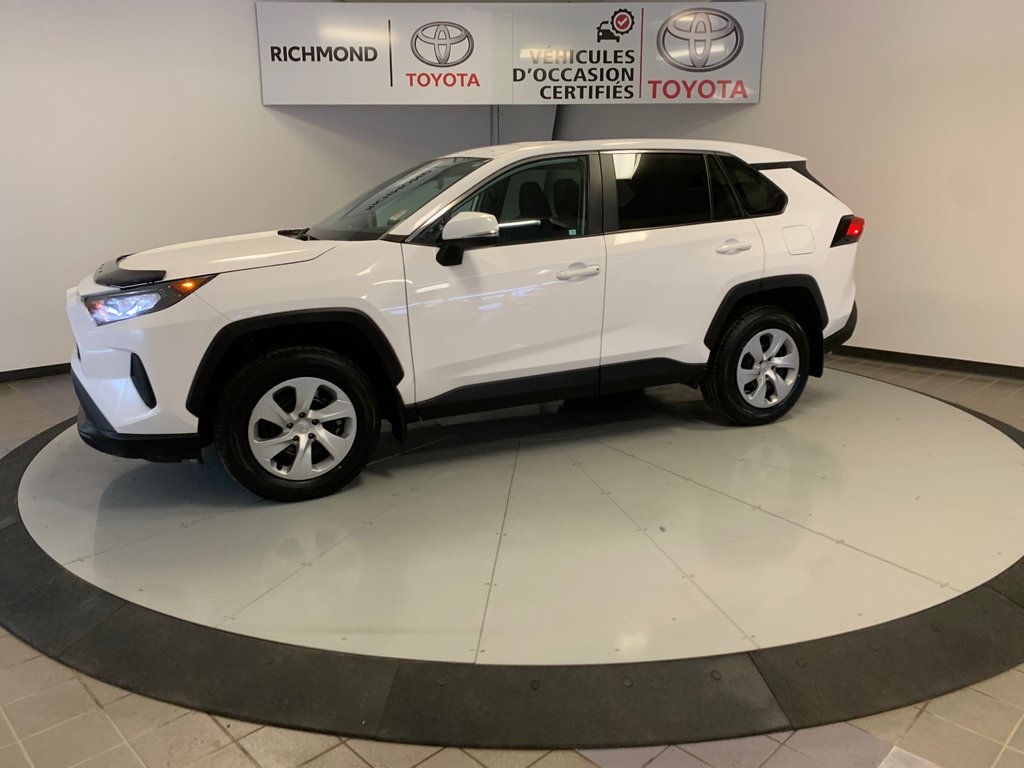 RAV4 LE 2022 à Richmond, Québec - 4 - w1024h768px