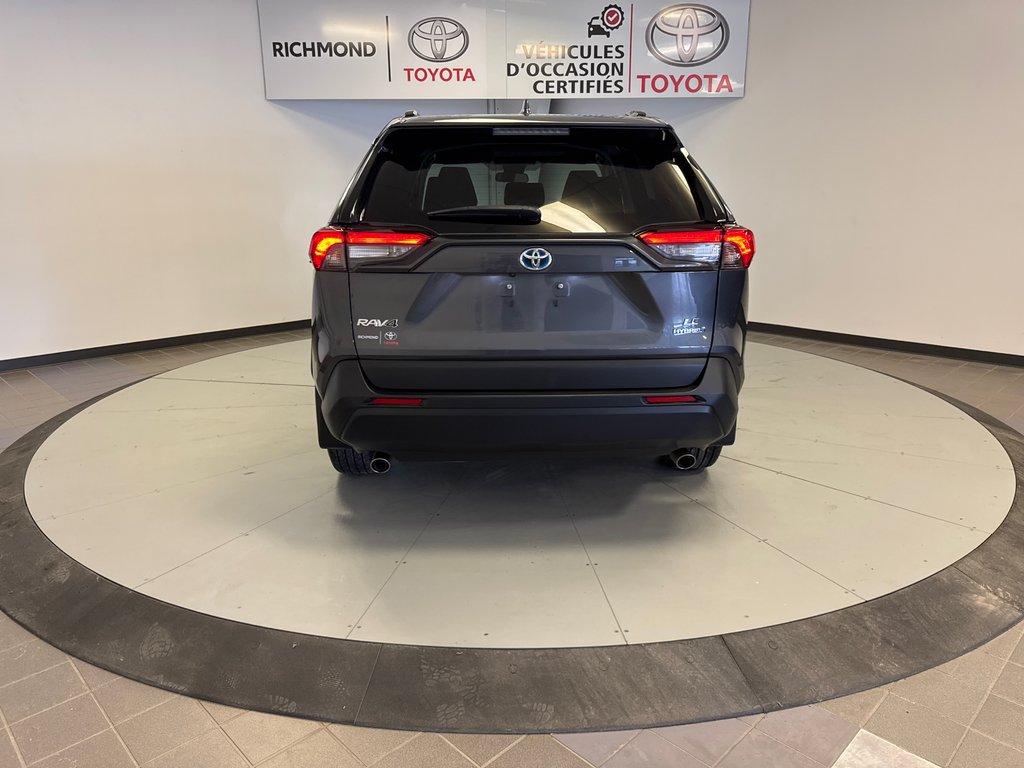 2022 Toyota RAV4 Hybrid LE AWD *TRÈS BEAU VÉHICULE* in Richmond, Quebec - 7 - w1024h768px