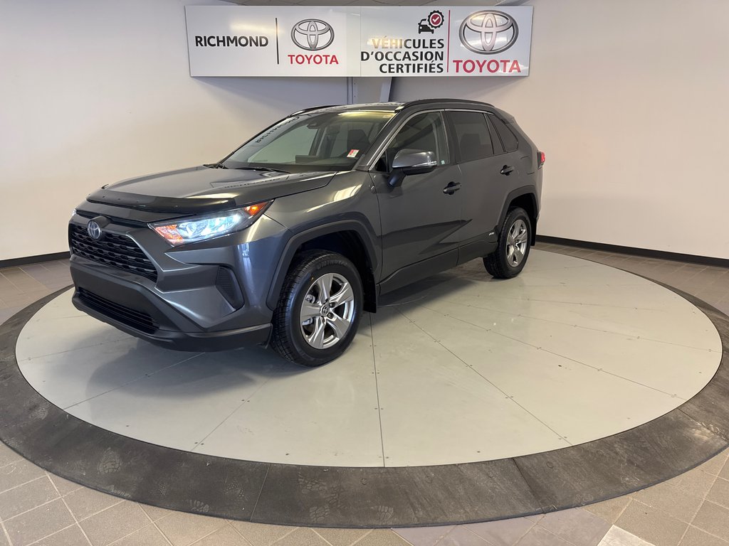 2022 Toyota RAV4 Hybrid LE AWD *TRÈS BEAU VÉHICULE* in Richmond, Quebec - 2 - w1024h768px