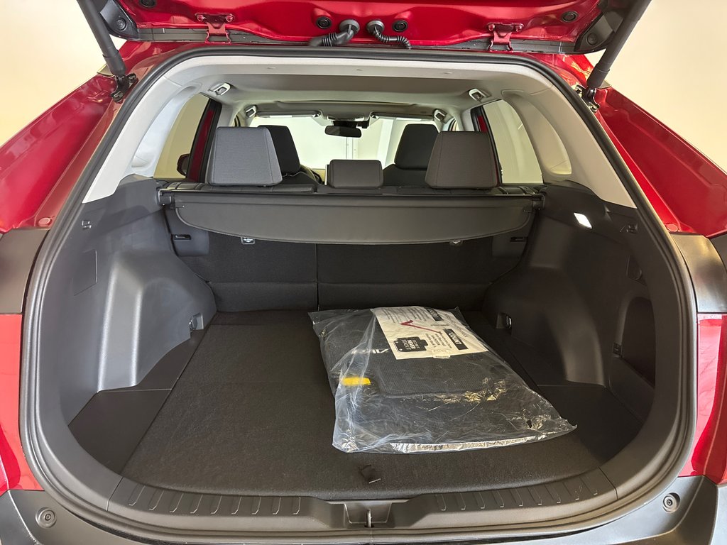 Toyota RAV4 XLE AWD *BAS KILO + BALANCE DE GARANTIE PROLONGÉE* 2025 à Richmond, Québec - 18 - w1024h768px