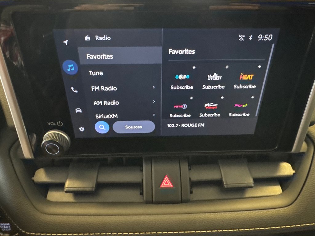 Toyota RAV4 XLE AWD *BAS KILO + BALANCE DE GARANTIE PROLONGÉE* 2025 à Richmond, Québec - 22 - w1024h768px