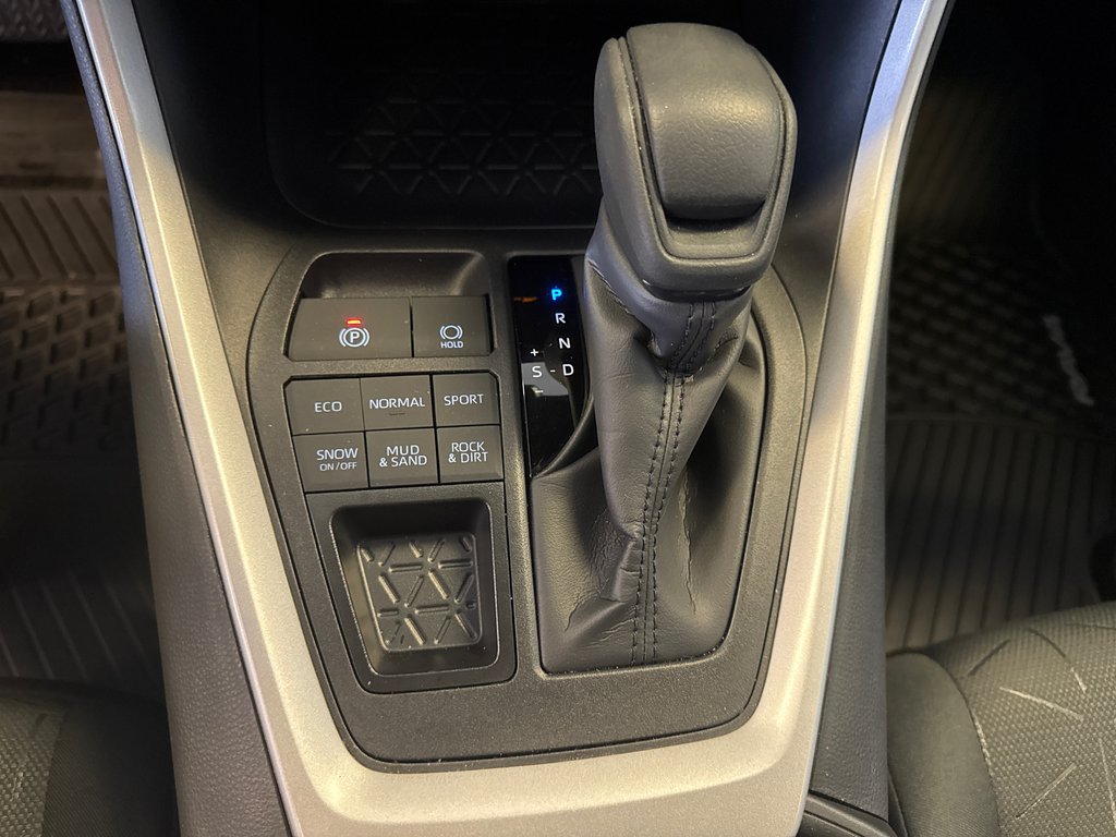 Toyota RAV4 XLE AWD *BAS KILO + BALANCE DE GARANTIE PROLONGÉE* 2025 à Richmond, Québec - 28 - w1024h768px