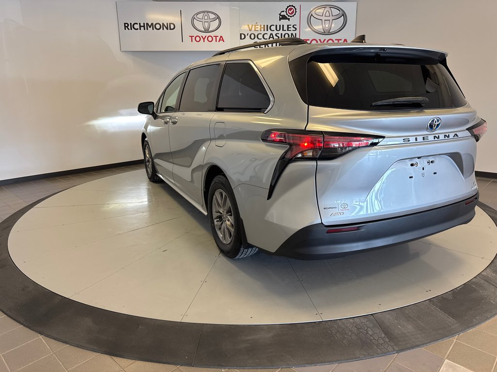 Toyota Sienna LE AWD *TRÈS BEAU VÉHICULE* 2022 à Richmond, Québec - 6 - w1024h768px