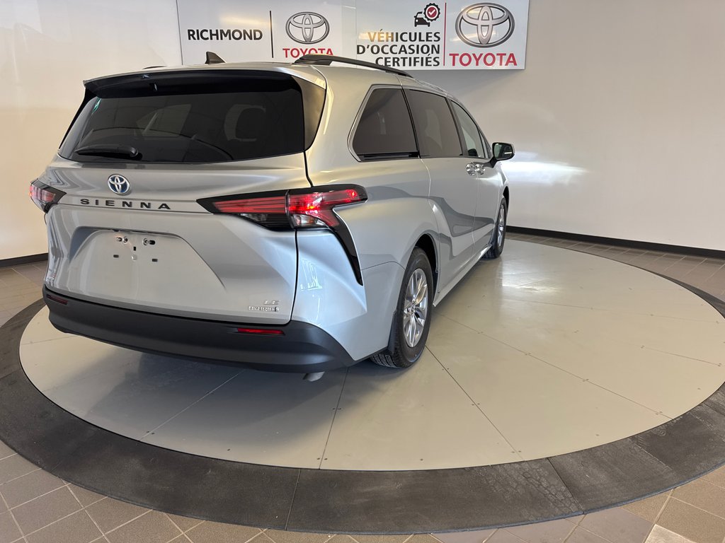 Toyota Sienna LE AWD *TRÈS BEAU VÉHICULE* 2022 à Richmond, Québec - 8 - w1024h768px