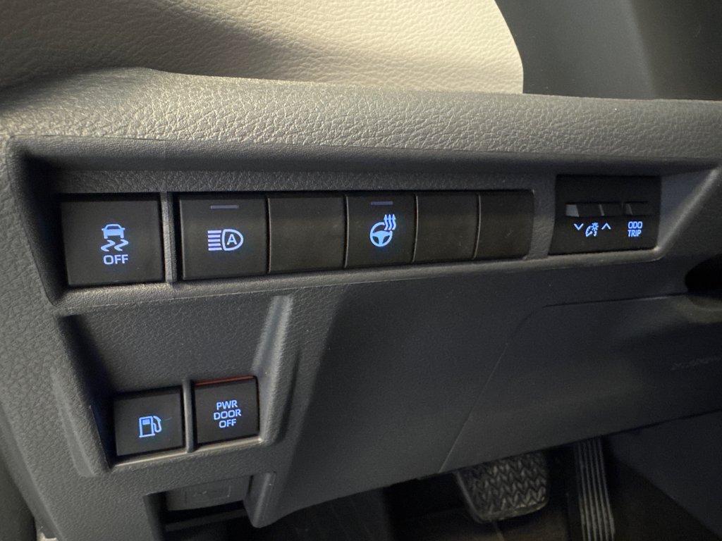 Toyota Sienna LE AWD *TRÈS BEAU VÉHICULE* 2022 à Richmond, Québec - 30 - w1024h768px