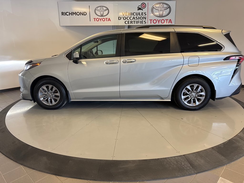 Toyota Sienna LE AWD *TRÈS BEAU VÉHICULE* 2022 à Richmond, Québec - 4 - w1024h768px