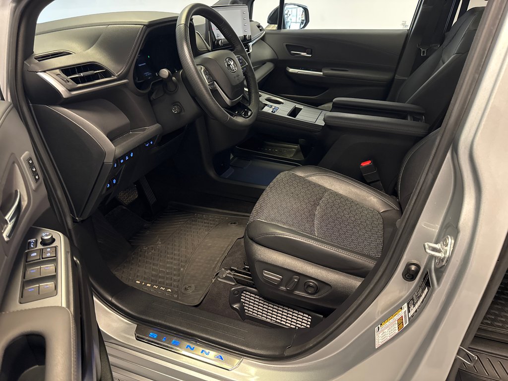 Toyota Sienna XSE AWD *25e ANNIVERSAIRE* TRÈS RARE! 2023 à Richmond, Québec - 15 - w1024h768px