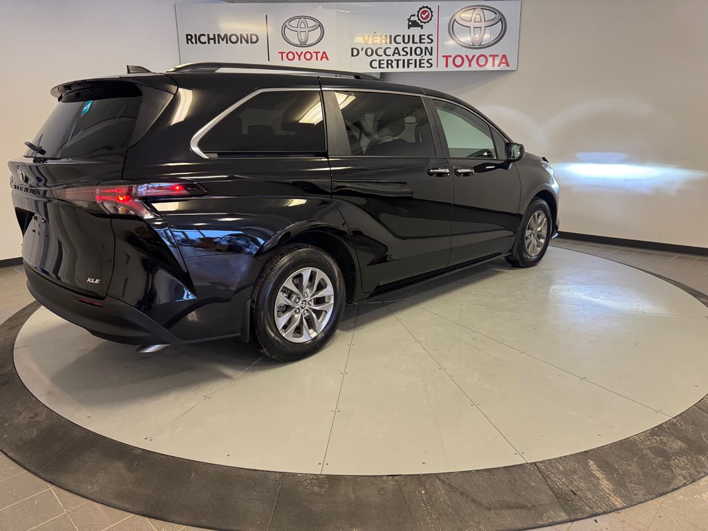 Toyota Sienna XLE FWD *DÉMO +BAS KILOMÉTRAGE* 2025 à Richmond, Québec - 9 - w1024h768px