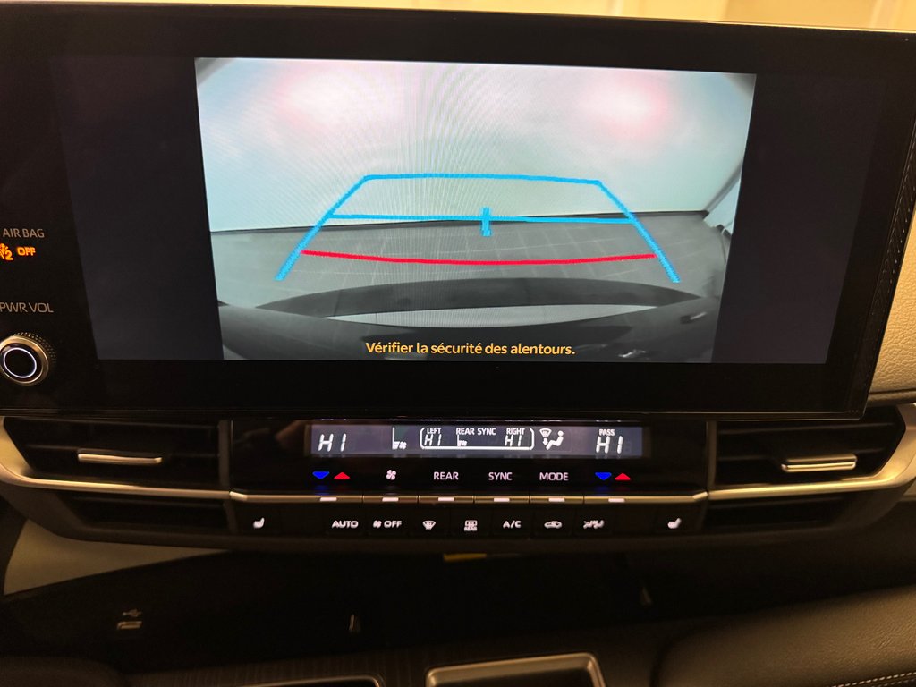 Toyota Sienna XLE FWD *DÉMO +BAS KILOMÉTRAGE* 2025 à Richmond, Québec - 26 - w1024h768px