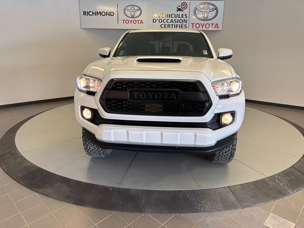 Toyota Tacoma TRD SPORT *TRÈS BEAU CAMION + BODY LIFT TOYOTA* 2023 à Richmond, Québec - 13 - w1024h768px